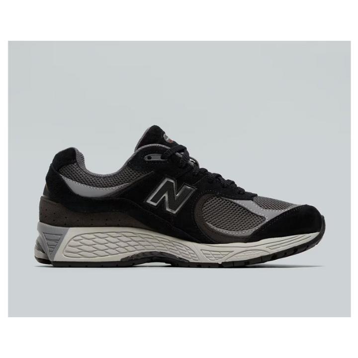 New Balance 2002r Black/Taupe